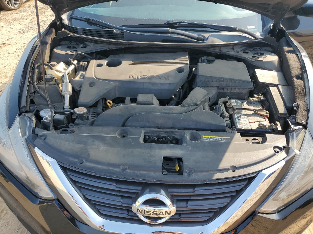 2016 Nissan Altima - Image 11