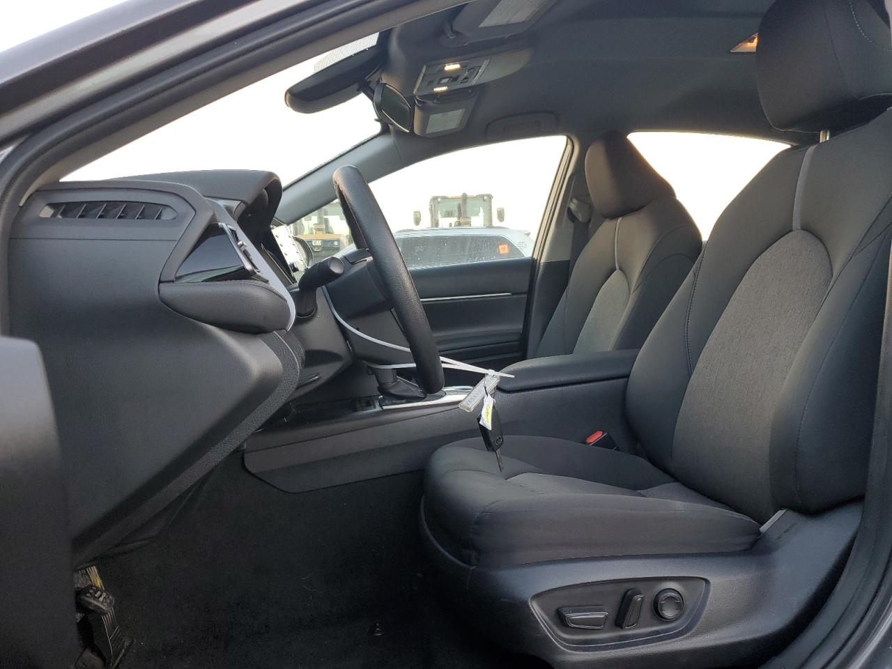 2023 Toyota Camry - Image 7
