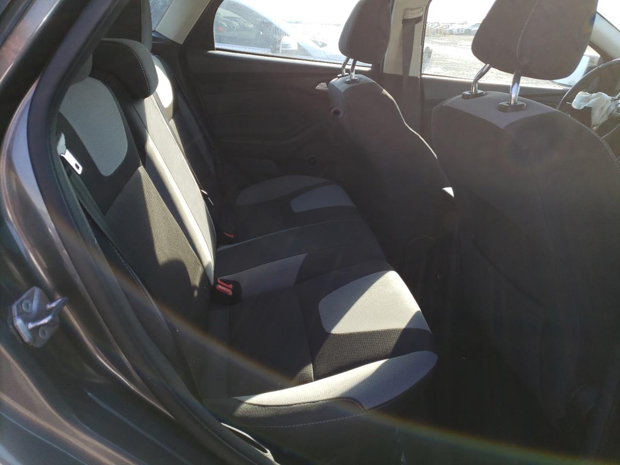 2012 Ford Focus - Image 10