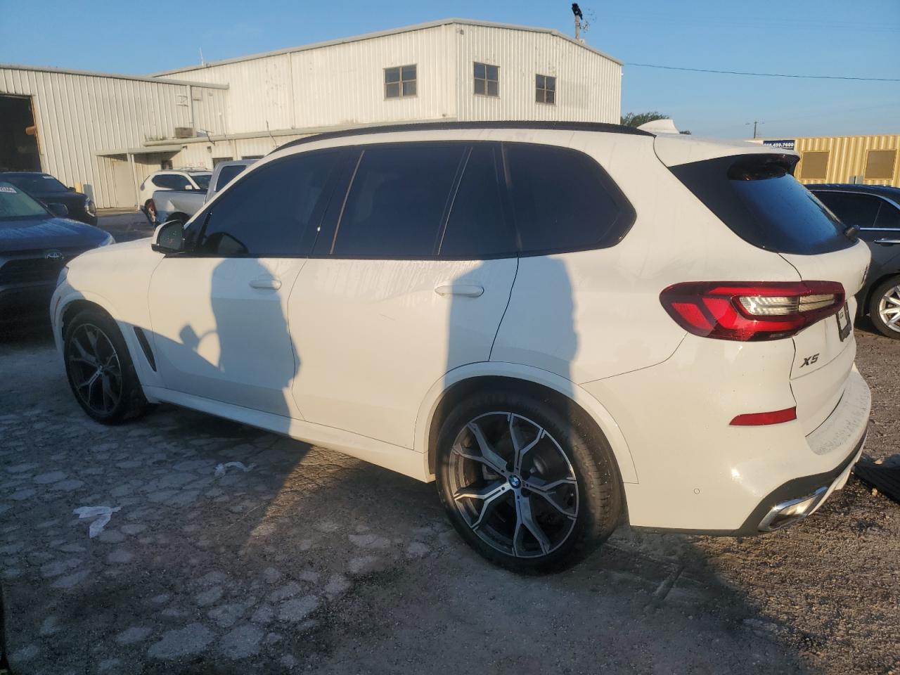 2023 BMW X5 - Image 2