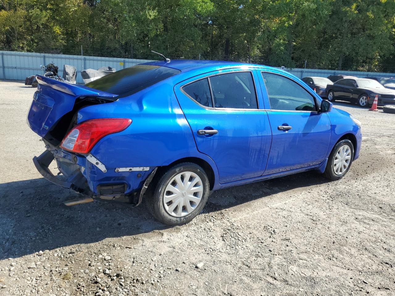 2016 Nissan Versa - Image 3