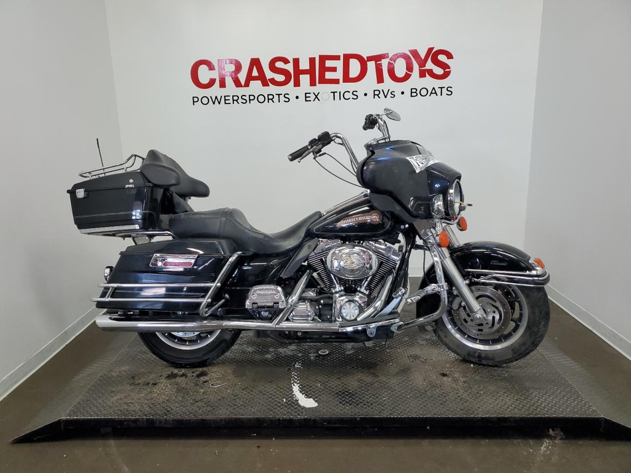 2006 Harley-Davidson Flhtci იყიდება Ham Lake-ში, MN - Side