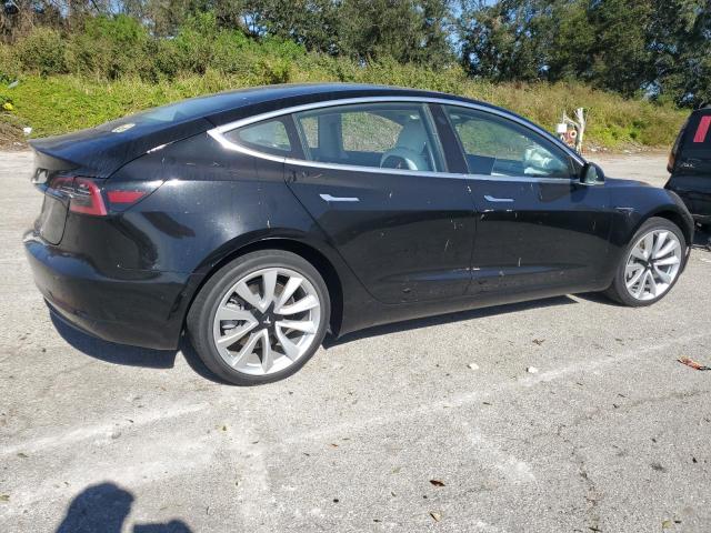  TESLA MODEL 3 2018 Чорний