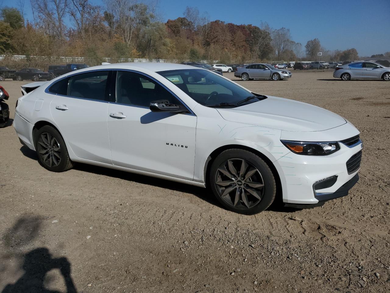 2018 Chevrolet Malibu - Image 4