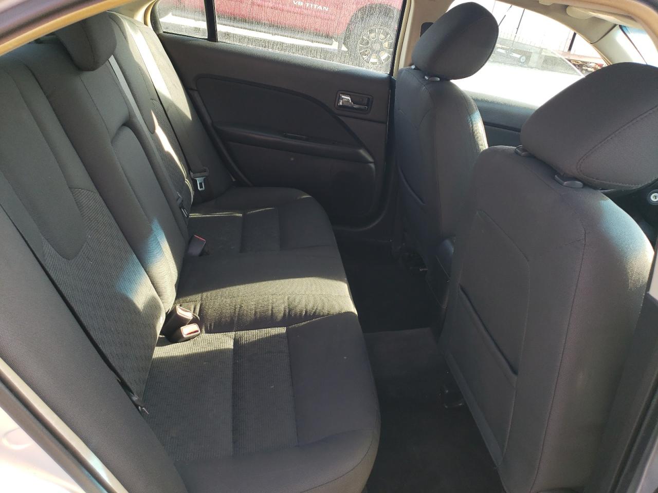 2011 Ford Fusion - Image 10