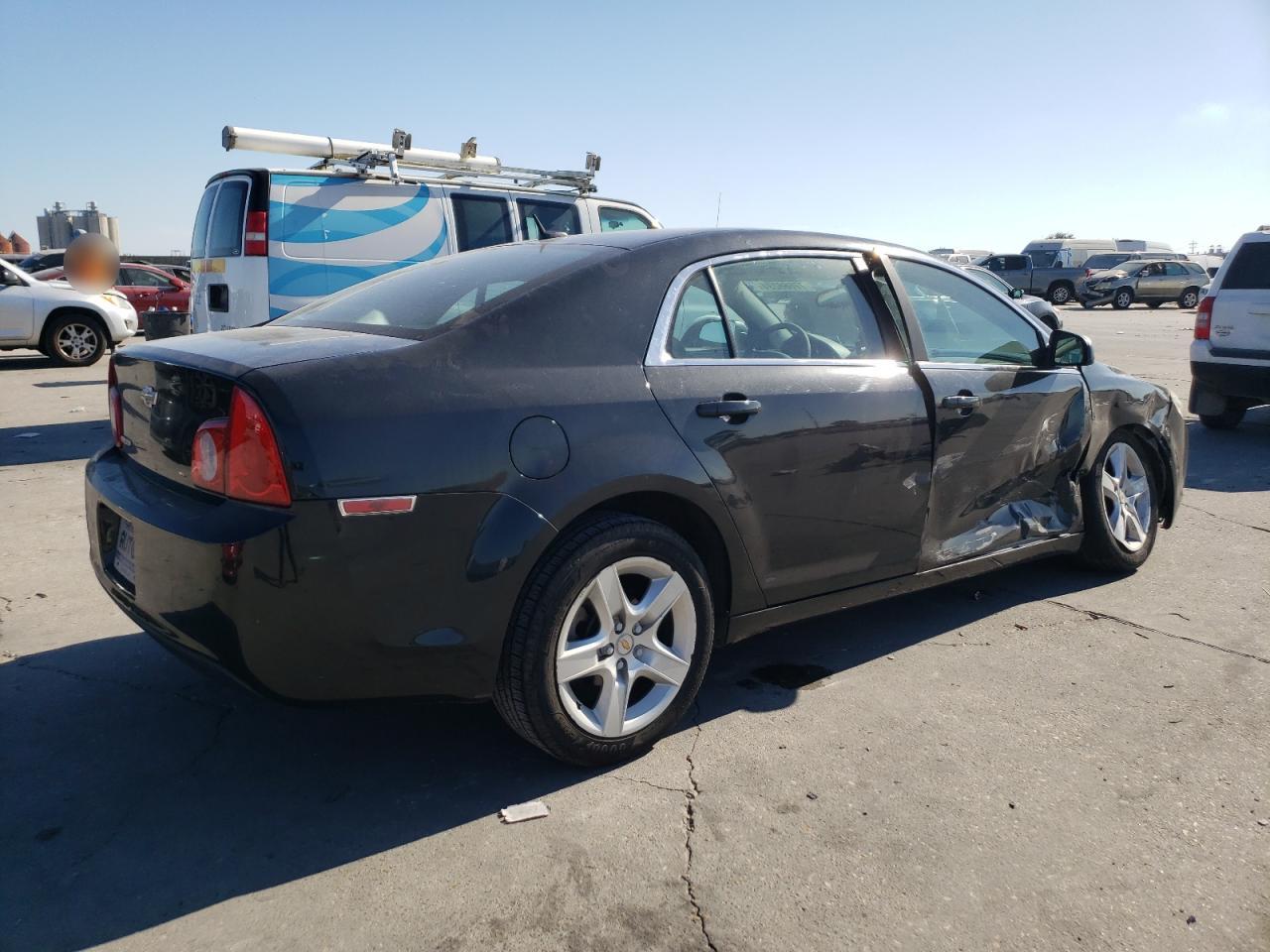 2011 Chevrolet Malibu - Image 3