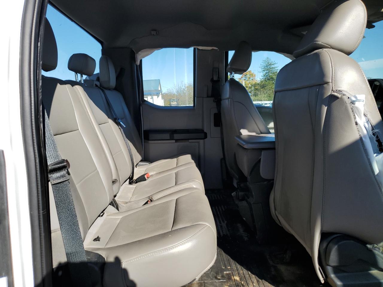 2020 Ford F250 - Image 10