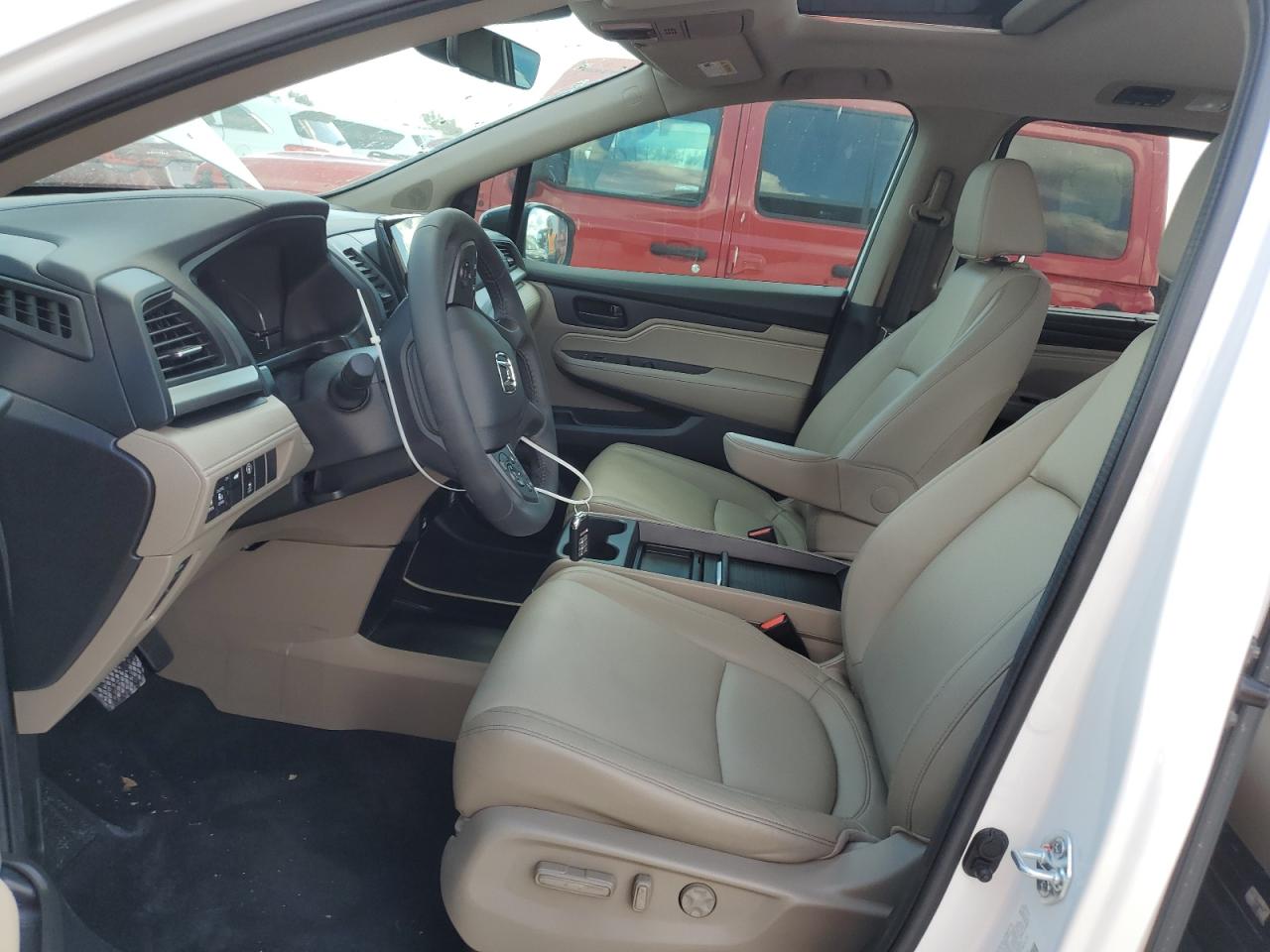 2024 Honda Odyssey - Image 7