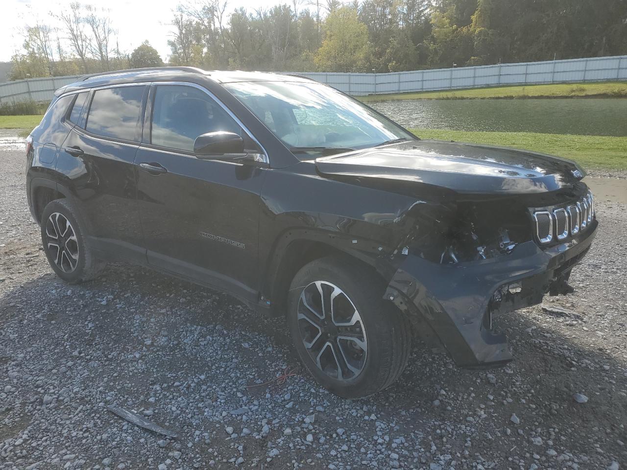 2022 Jeep Compass - Image 4