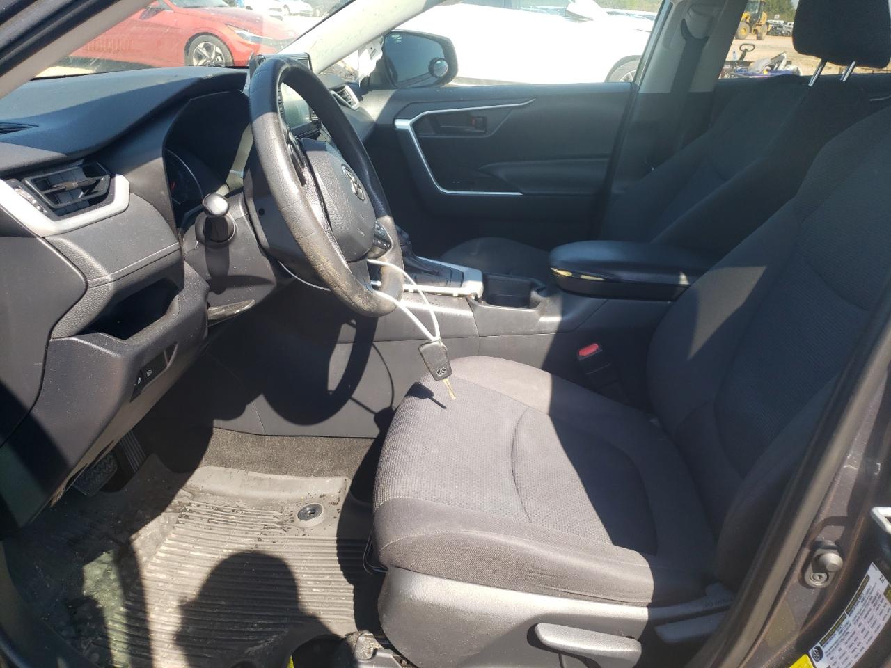 2T3H1RFV6KW045367 2019 Toyota Rav4 Le