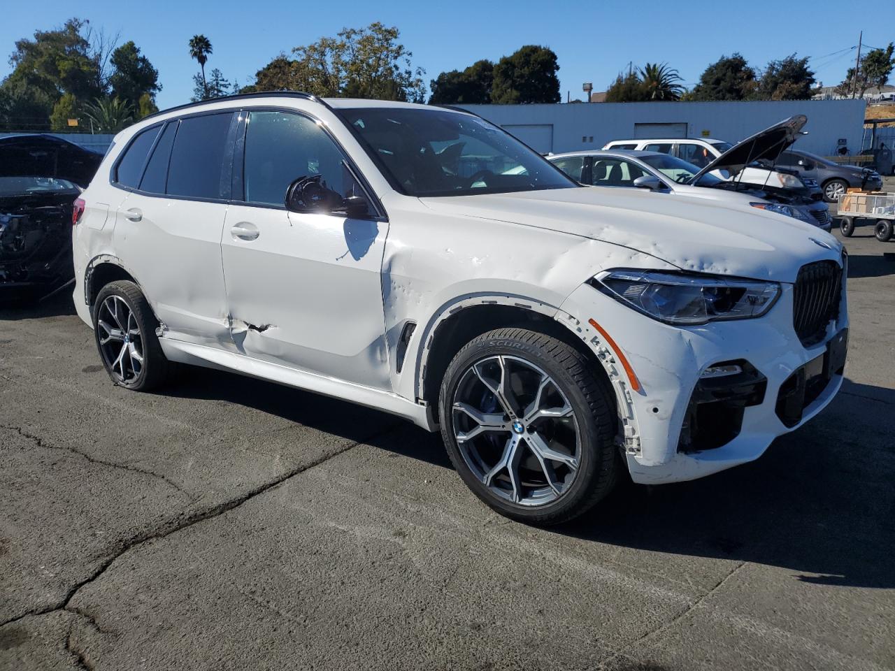 VIN 5UXJU2C59KLN64905 2019 BMW X5 no.4