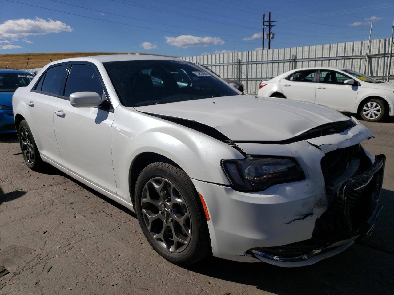 2015 Chrysler 300 - Image 4