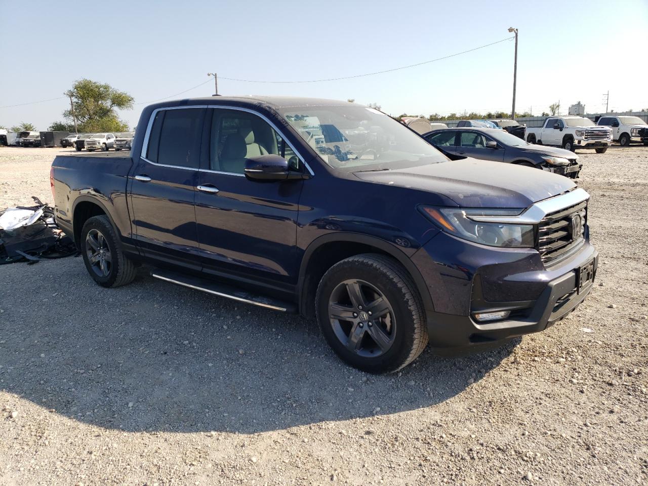 2022 Honda Ridgeline - Image 4