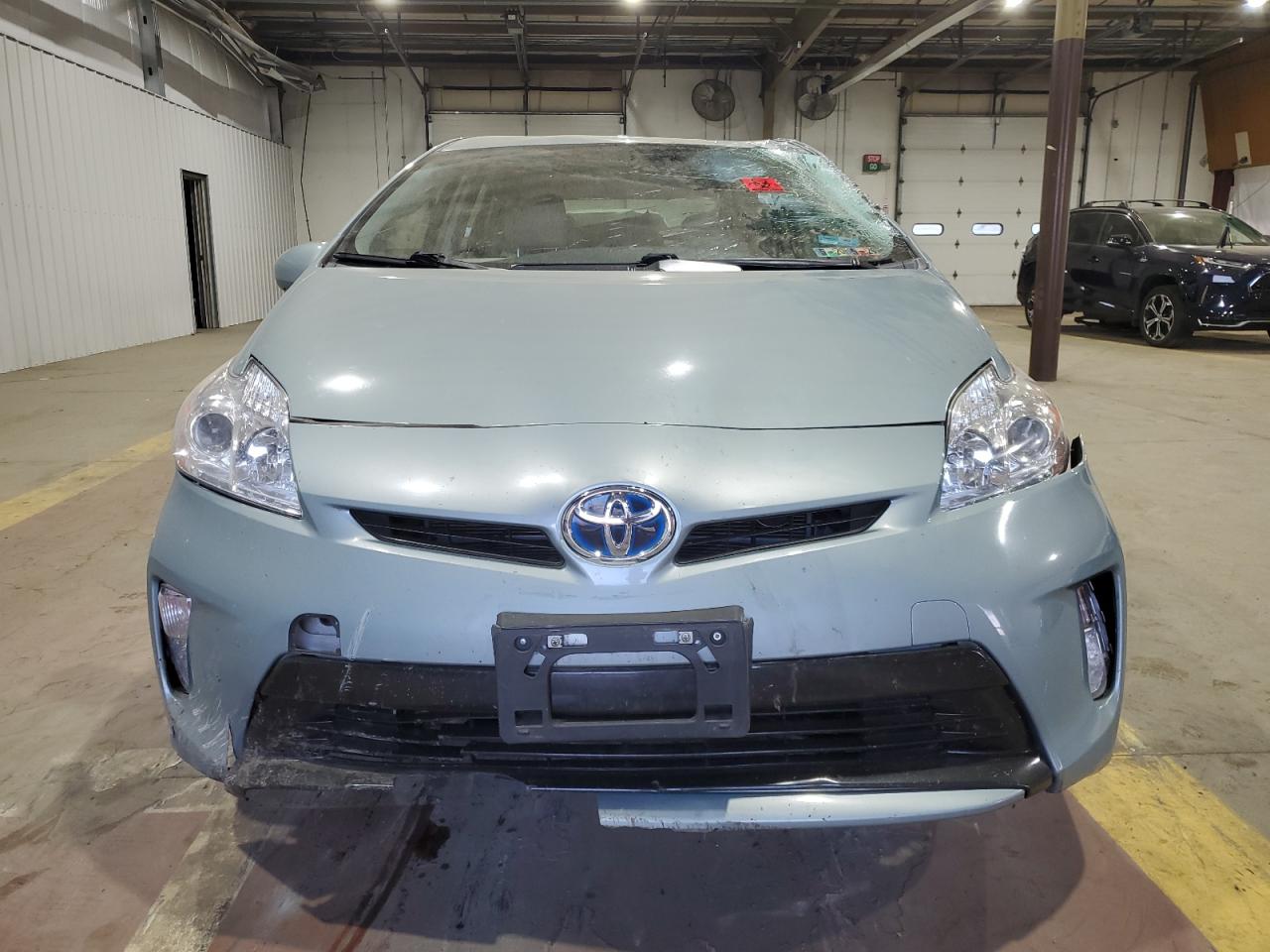 2015 Toyota Prius - Image 5