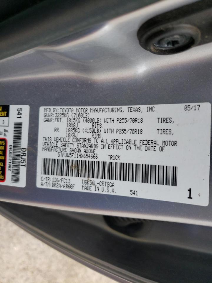 5TFUW5F11HX654666 2017 Toyota Tundra Double Cab Sr