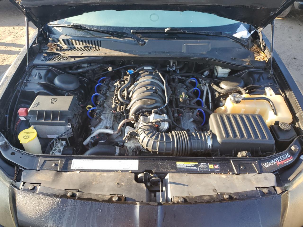 2005 Dodge Magnum R/T VIN: 2D8GV58245H670884 Lot: 74368004