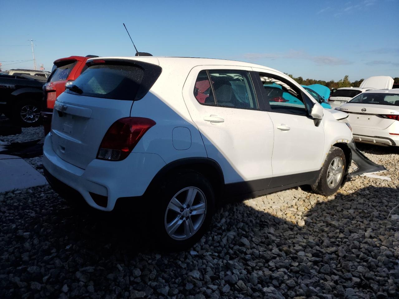 2020 Chevrolet Trax - Image 3