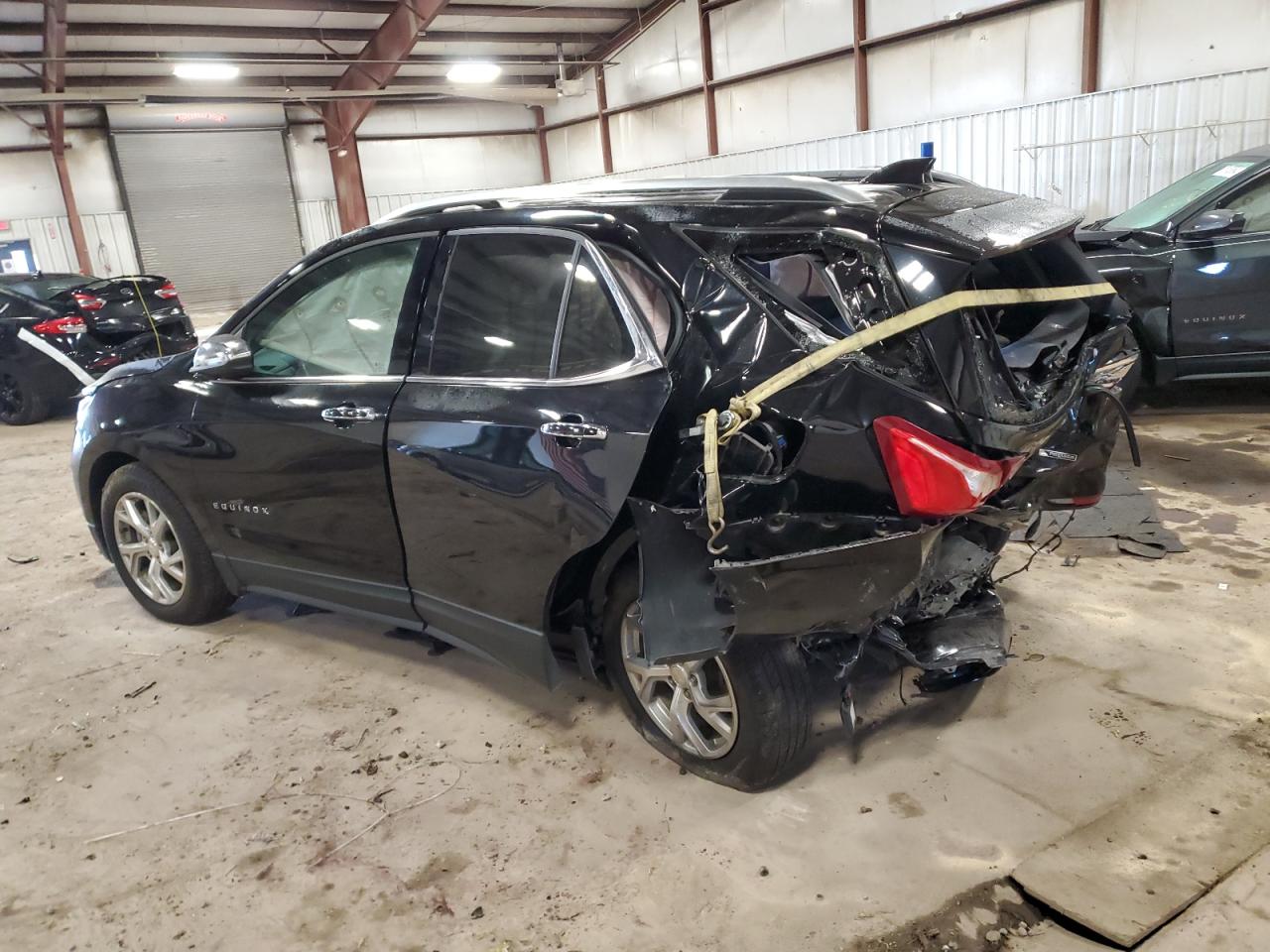 2018 Chevrolet Equinox - Image 2