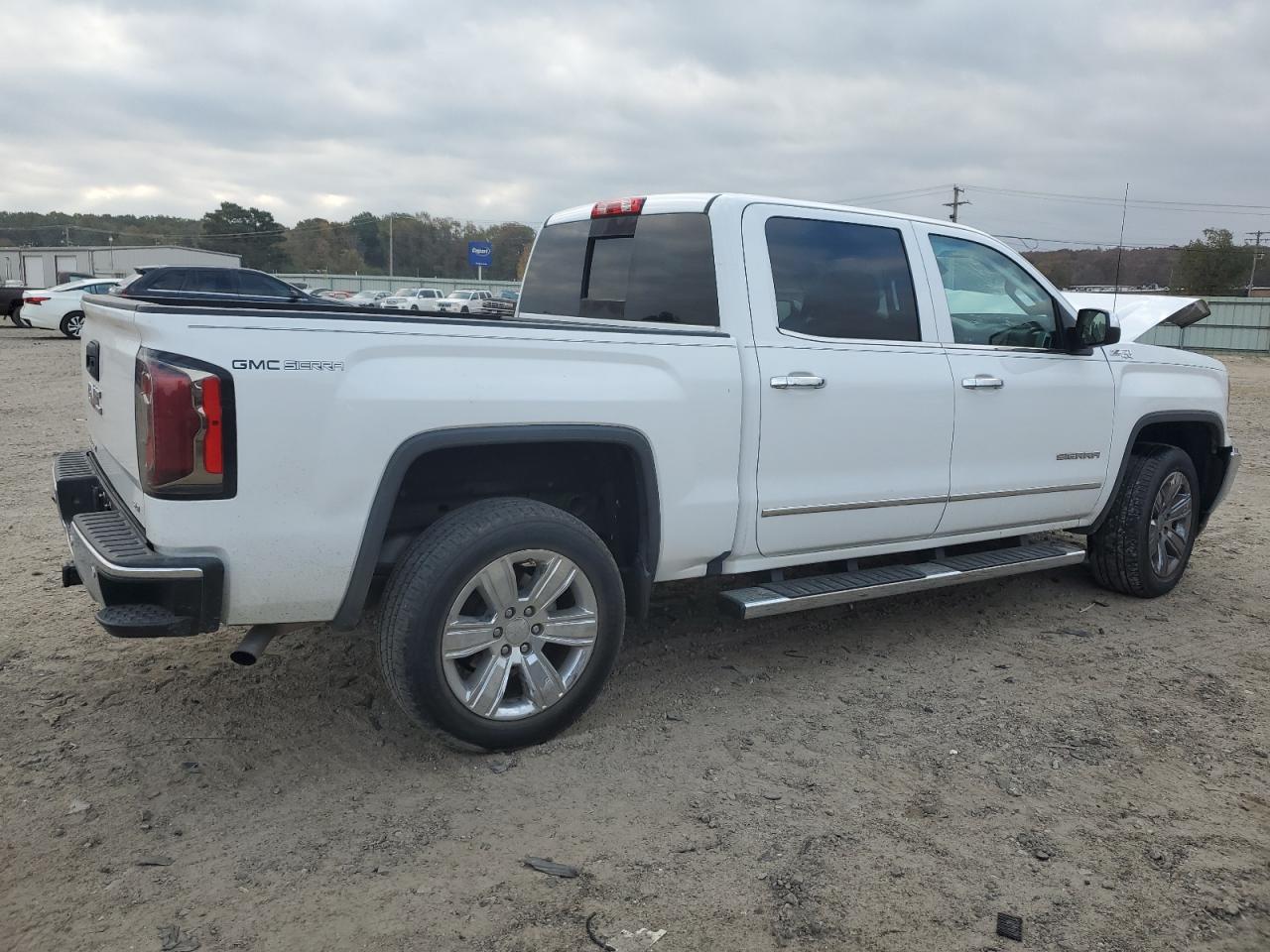 2016 GMC Sierra - Image 3