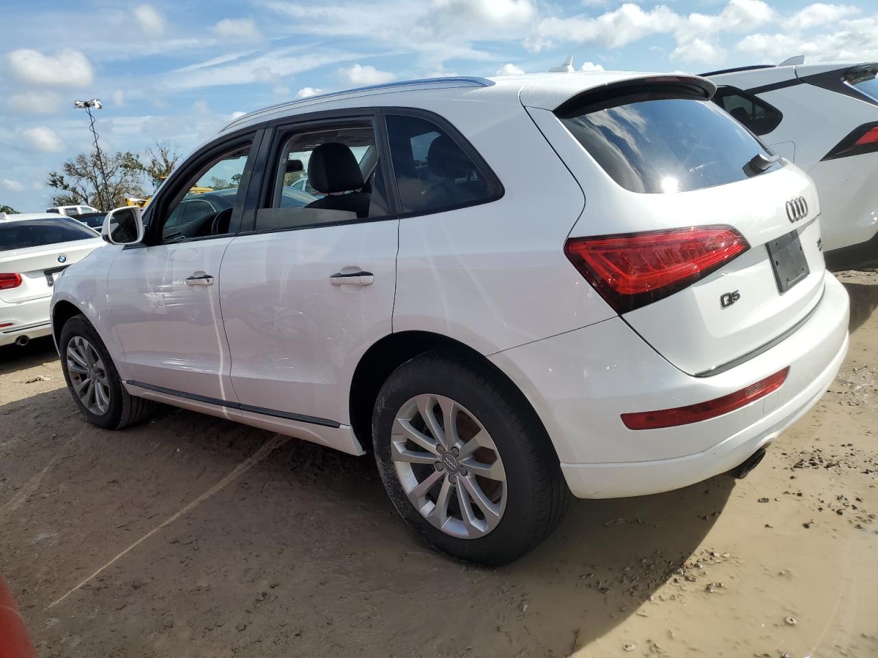 2016 Audi Q5 - Image 2