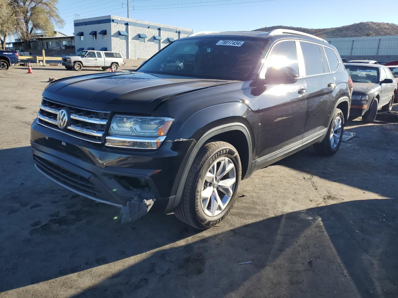 VIN 1V2DR2CA0JC582333 2018 VOLKSWAGEN ATLAS no.1