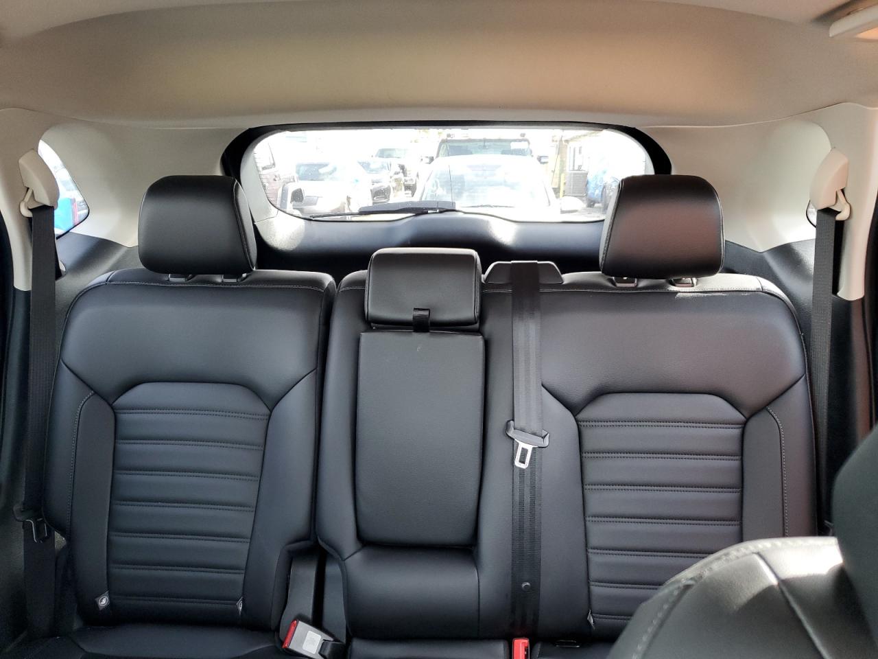 2021 Ford Edge - Image 10