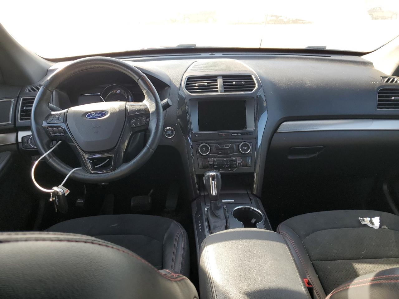 1FM5K8DH6JGA34656 2018 Ford Explorer Xlt