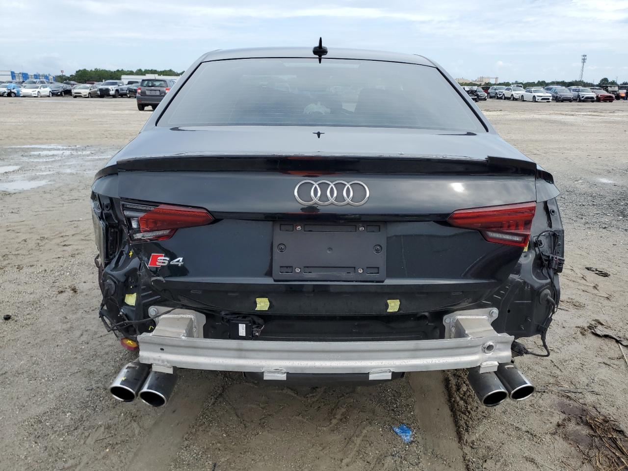 2018 Audi S4 Premium Plus VIN: WAUB4AF46JA143542 Lot: 74772824