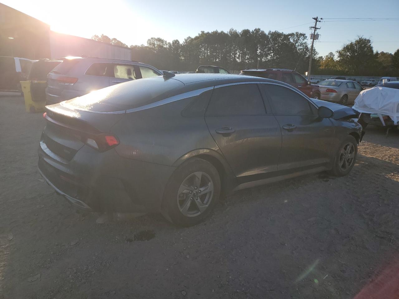 2022 Kia K5 - Image 3