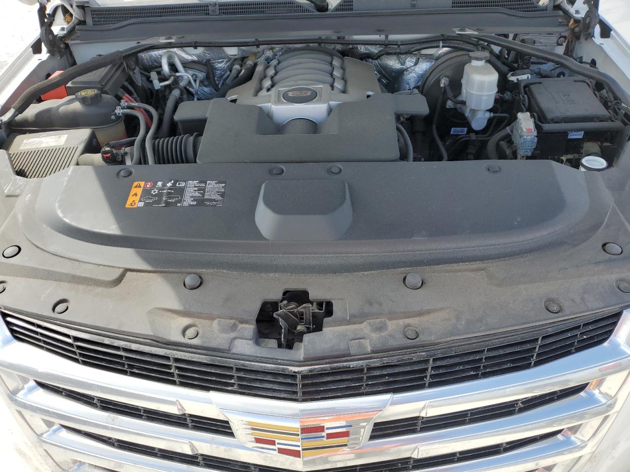 1GYS3CKJ1JR267159 2018 Cadillac Escalade Premium Luxury