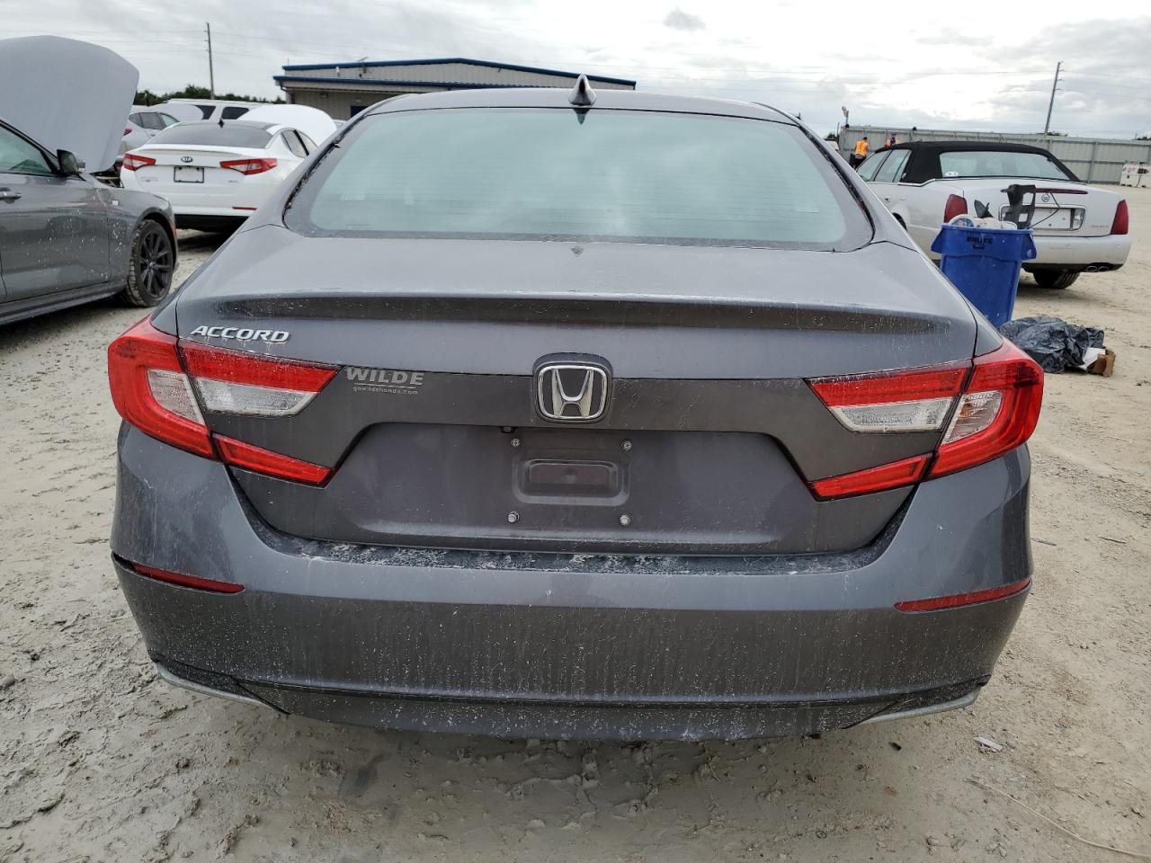 1HGCV1F5XJA153490 2018 Honda Accord Exl