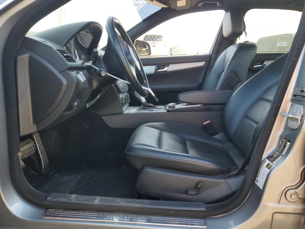2008 Mercedes-Benz C 300 4Matic VIN: WDDGF81X58F165080 Lot: 44918835