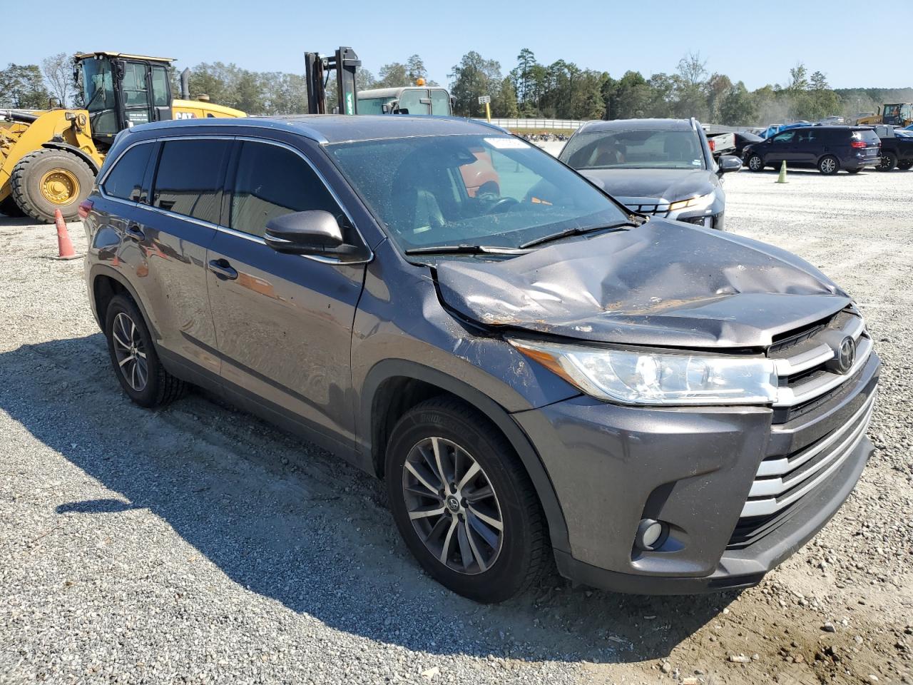 2019 Toyota Highlander - Image 4