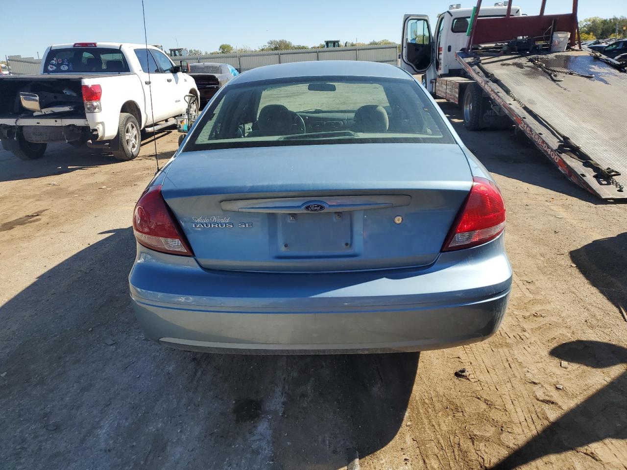 2007 Ford Taurus Se VIN: 1FAFP53U97A132394 Lot: 77343894