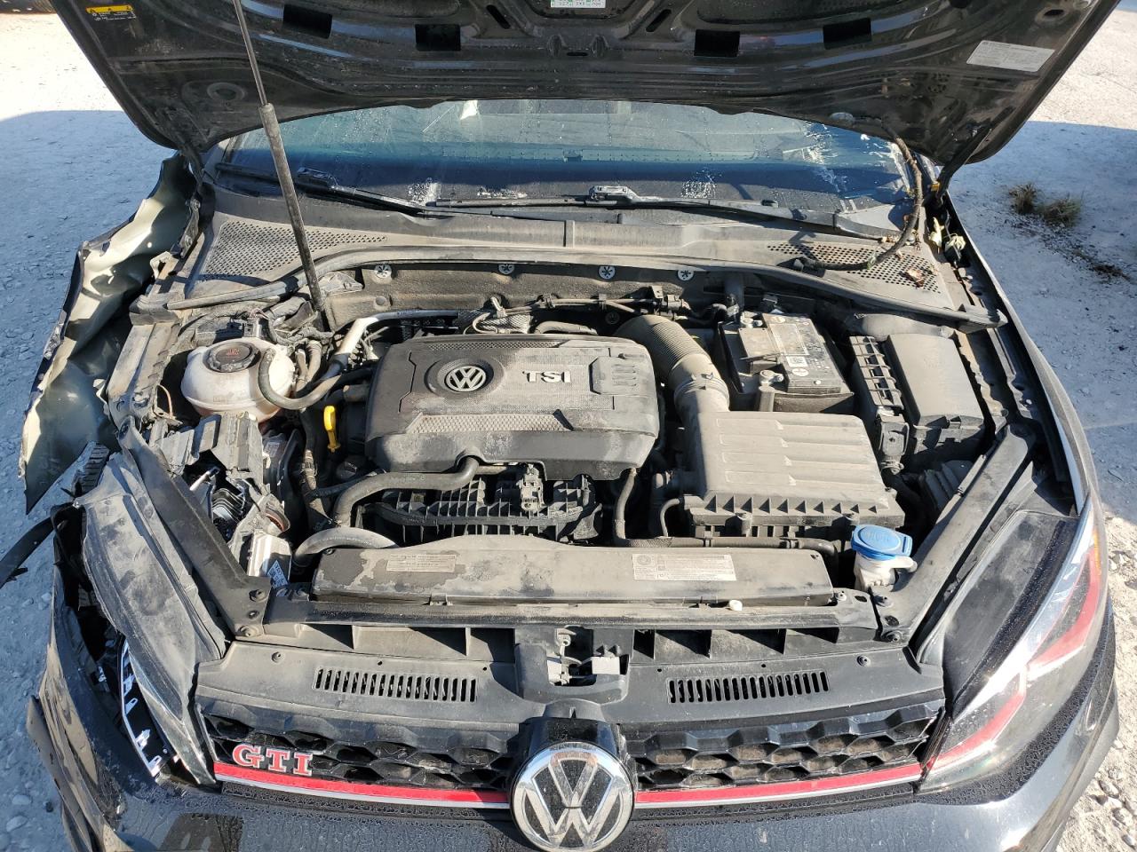 2019 Volkswagen GTI - Image 13