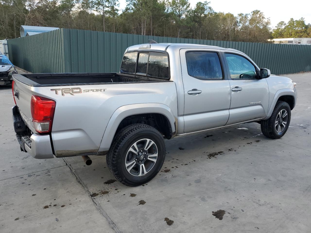 2016 Toyota Tacoma Double Cab VIN: 5TFAZ5CNXGX007716 Lot: 76668034