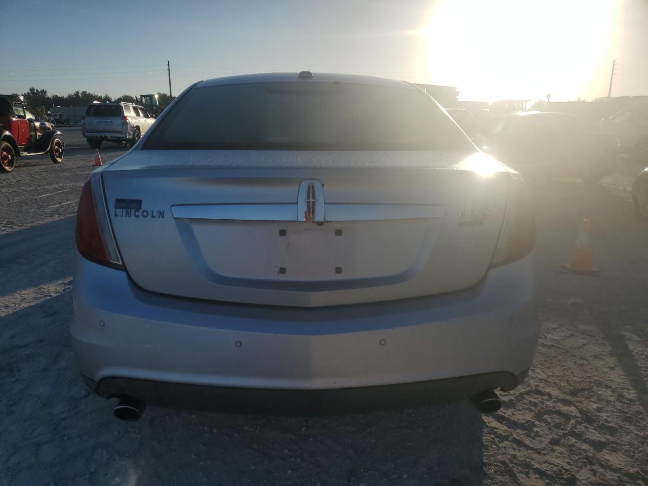 2010 Lincoln Mks VIN: 1LNHL9FT1AG614544 Lot: 74633414