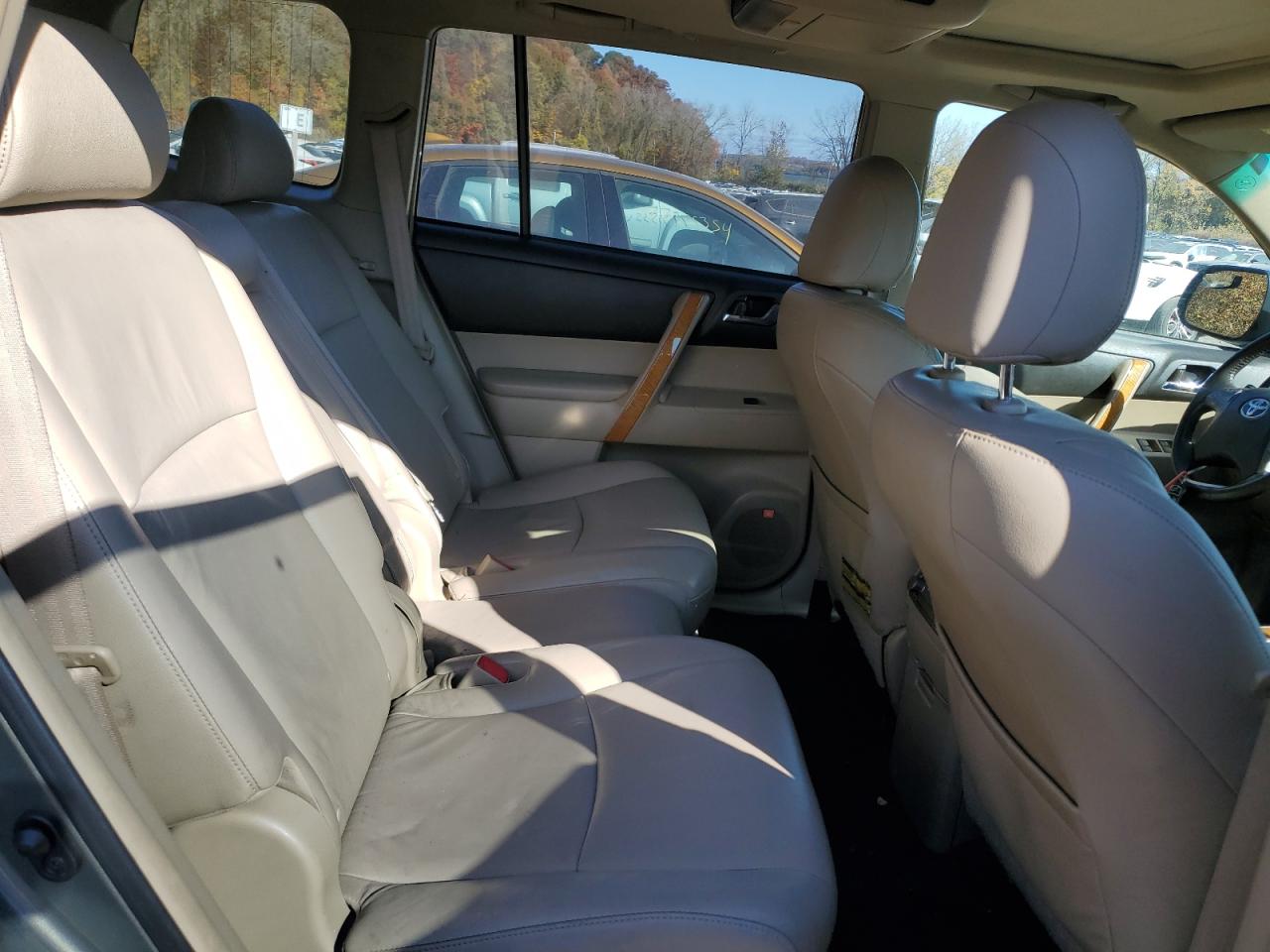 2010 Toyota Highlander Hybrid Limited VIN: JTEJW3EH0A2046044 Lot: 77335554