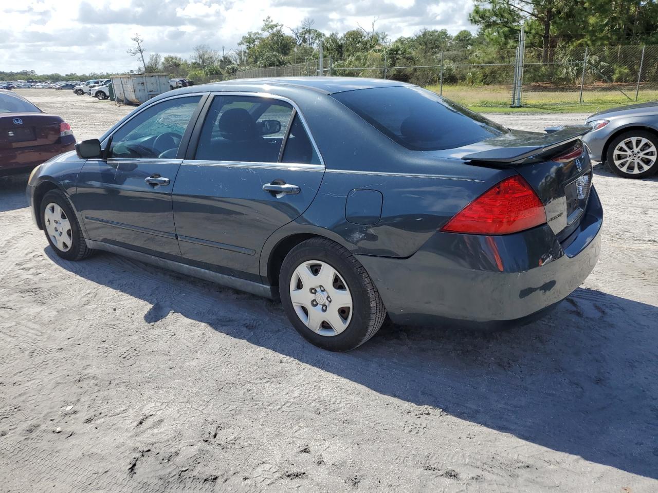 2007 Honda Accord Lx VIN: 3HGCM56447G711426 Lot: 77916124