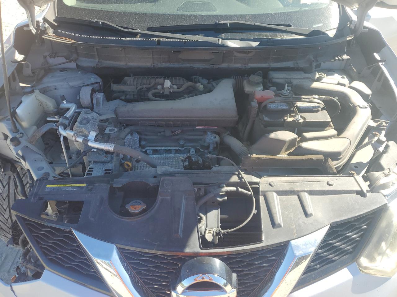 2015 Nissan Rogue - Image 12