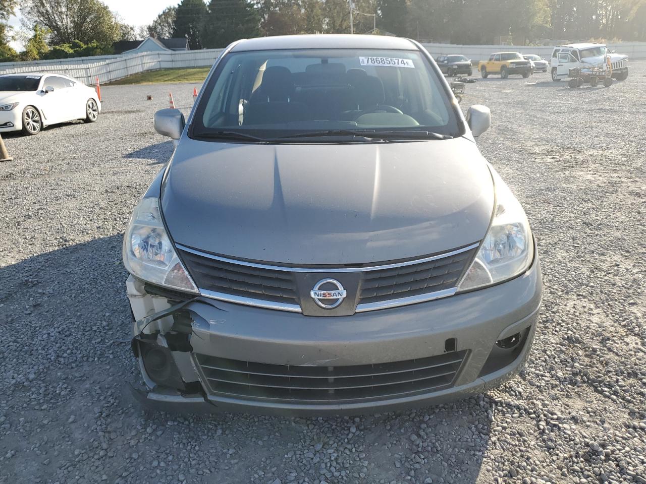 2011 Nissan Versa - Image 5