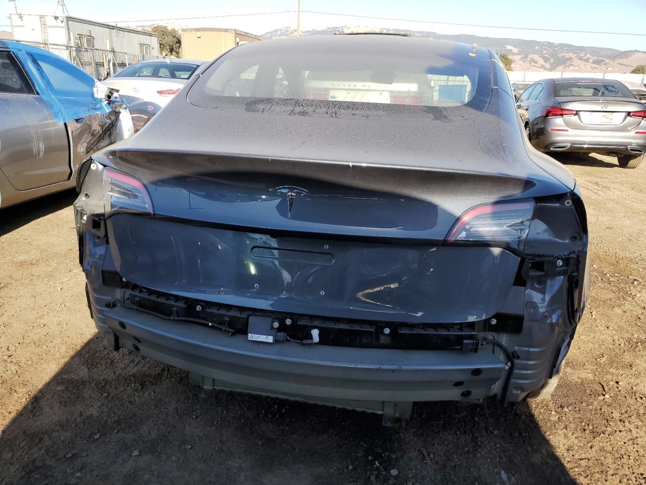 5YJ3E1EA0JF038658 2018 Tesla Model 3