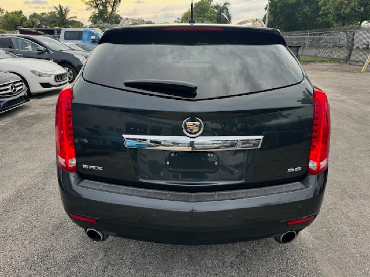 2014 Cadillac Srx Luxury Collection VIN: 3GYFNBE31ES565474 Lot: 77046664