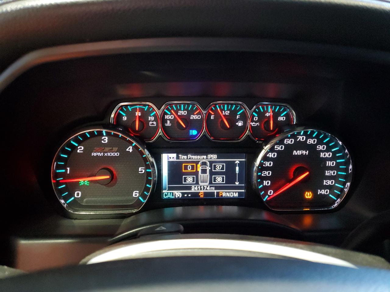 2015 Chevrolet Silverado - Image 9