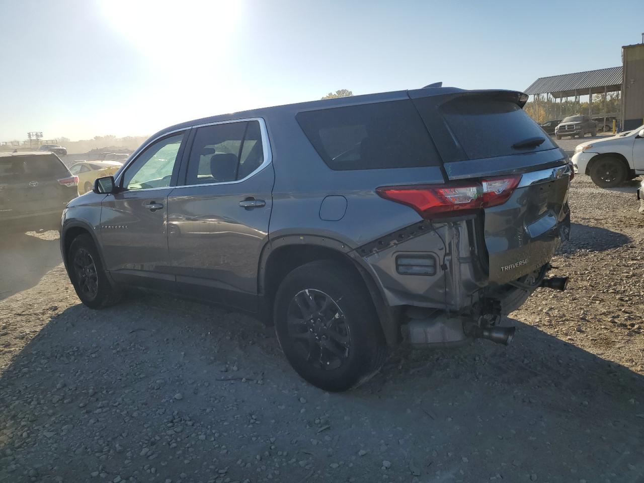 2019 Chevrolet Traverse - Image 2
