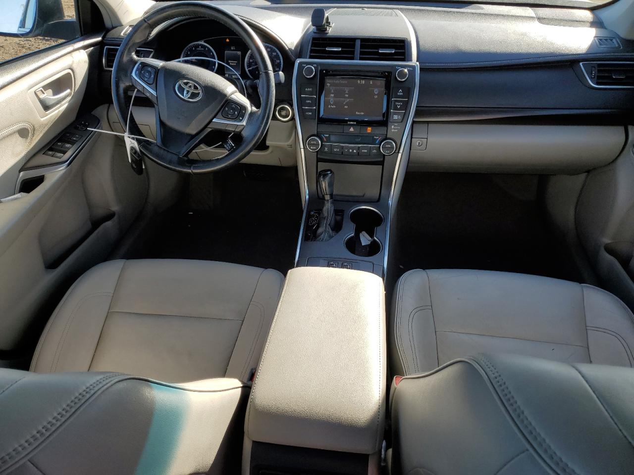 2016 Toyota Camry - Image 8