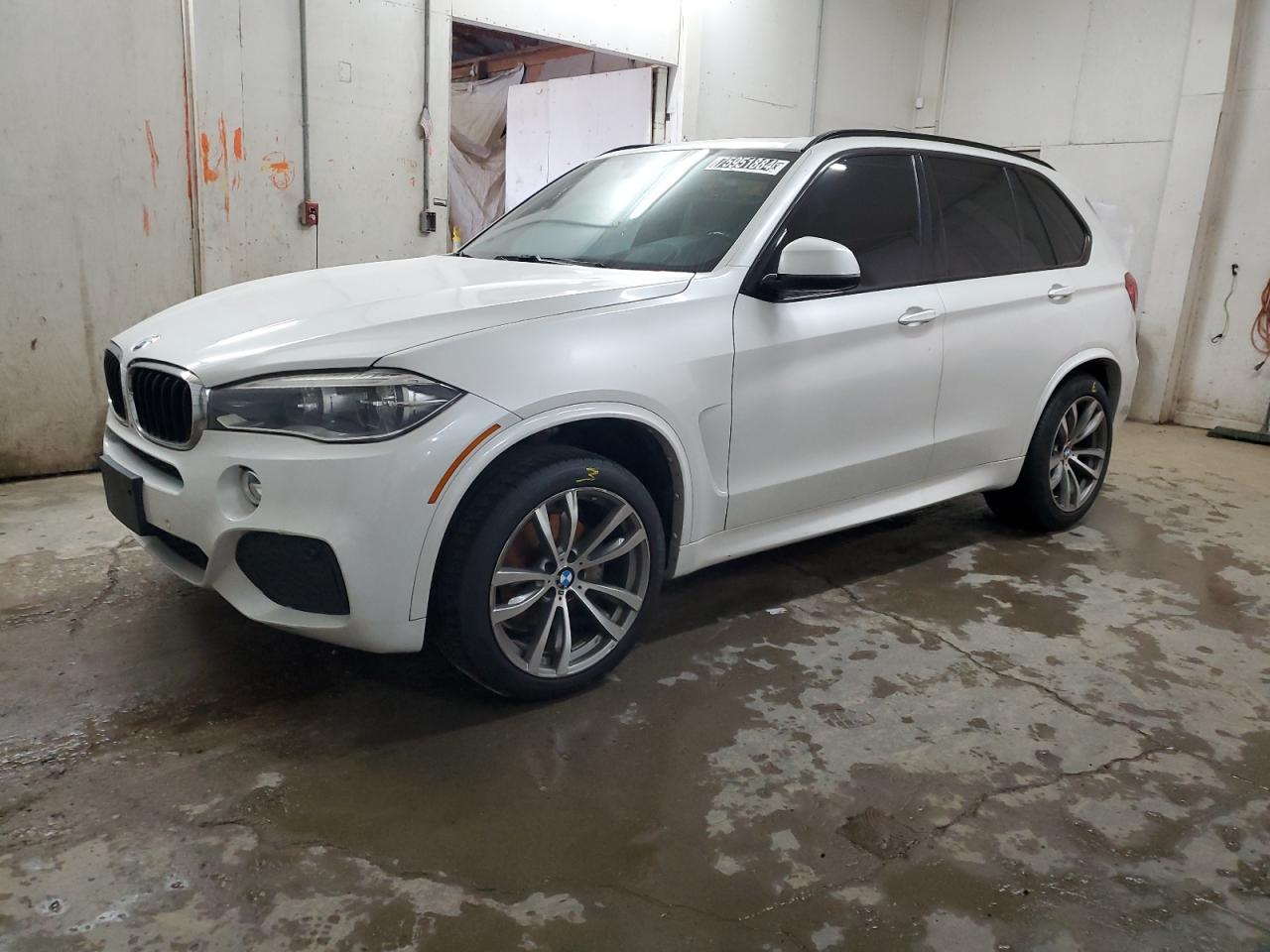 VIN 5UXKR0C52E0H18535 2014 BMW X5 no.1