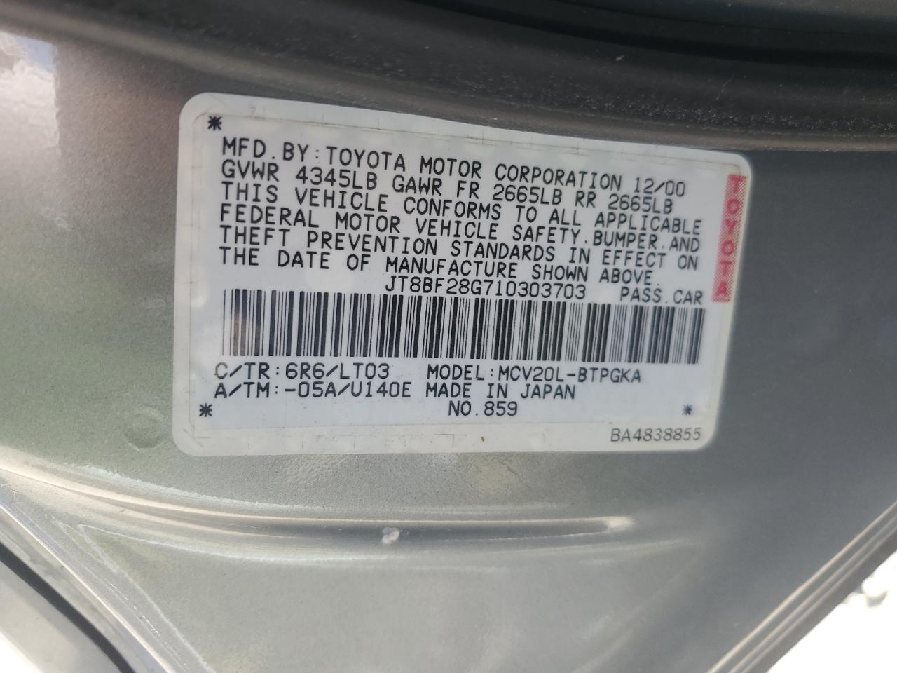 2001 Lexus ES - Image 12