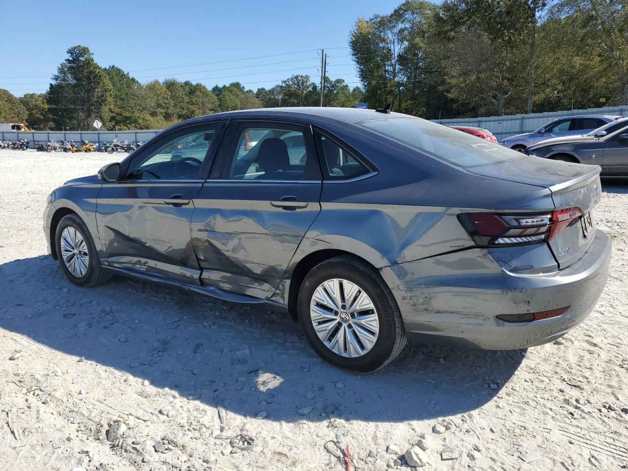 2020 Volkswagen Jetta - Image 2