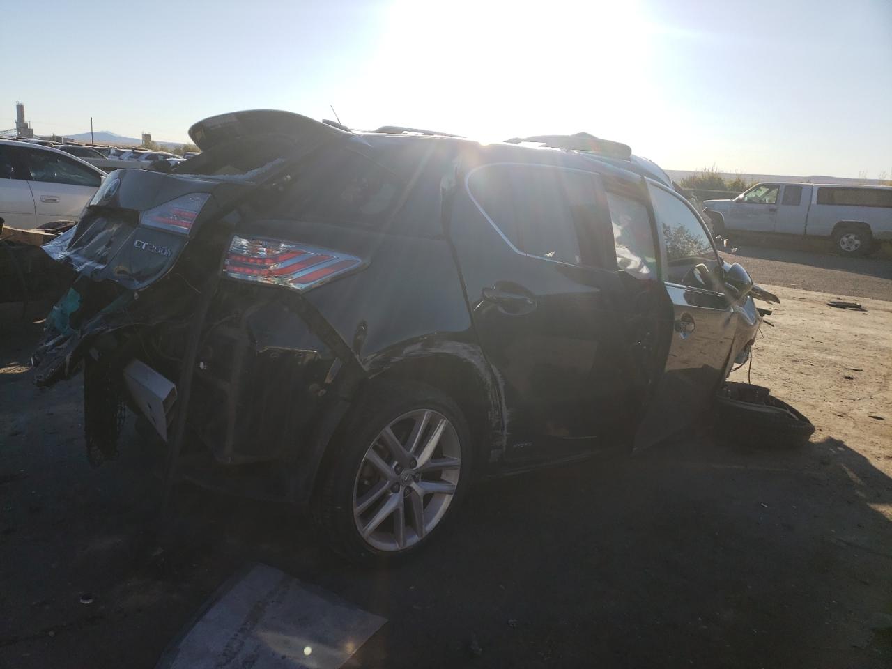 VIN JTHKD5BH3H2287863 2017 LEXUS CT 200 no.3